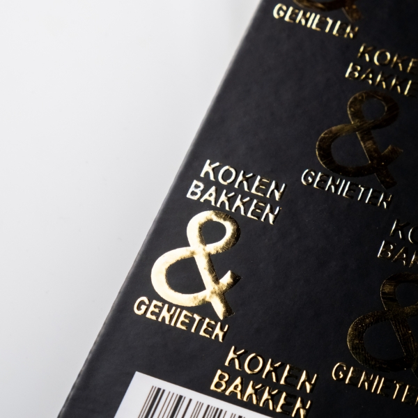 achterkant boek met houdfolie