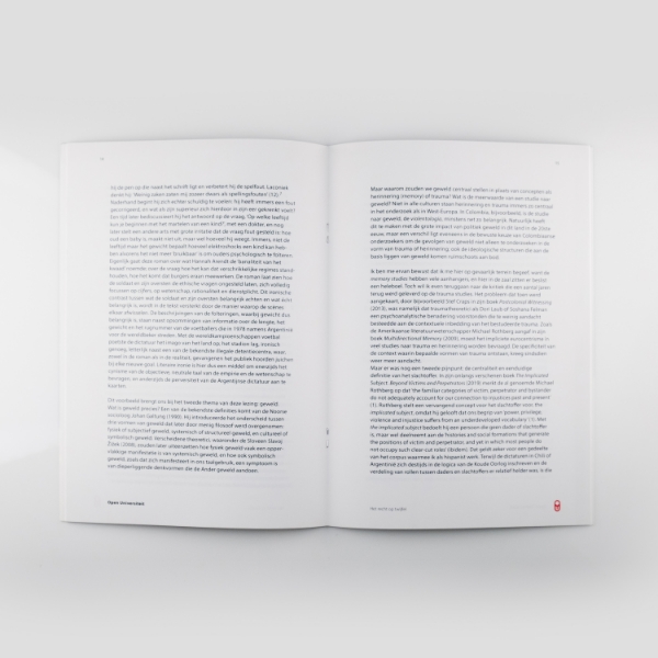 openliggend boek met mooi bladspiegel