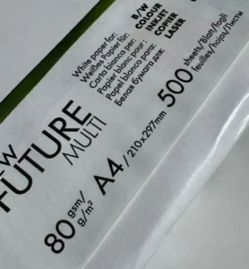 Etiket van A4-pak papier met specificatie 80 grams papiergewicht, geschikt voor laser- en inkjetprint.